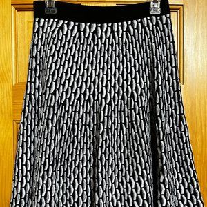 M Missoni Black/White Fan Stitch Knit A-Line Skirt w/ Black Waist Band  sz 44